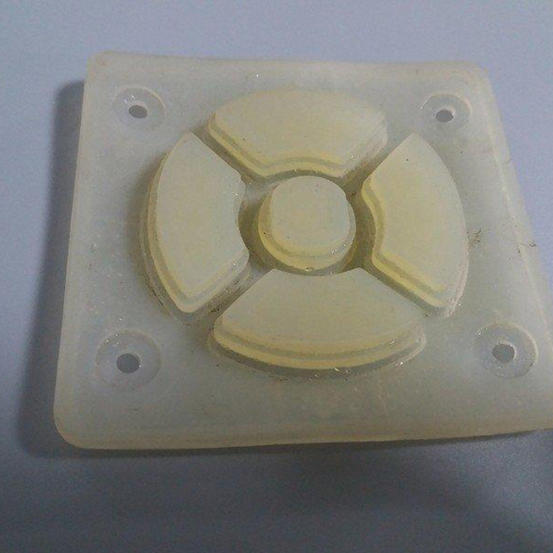 白色本色軟膠按鍵手板設(shè)計